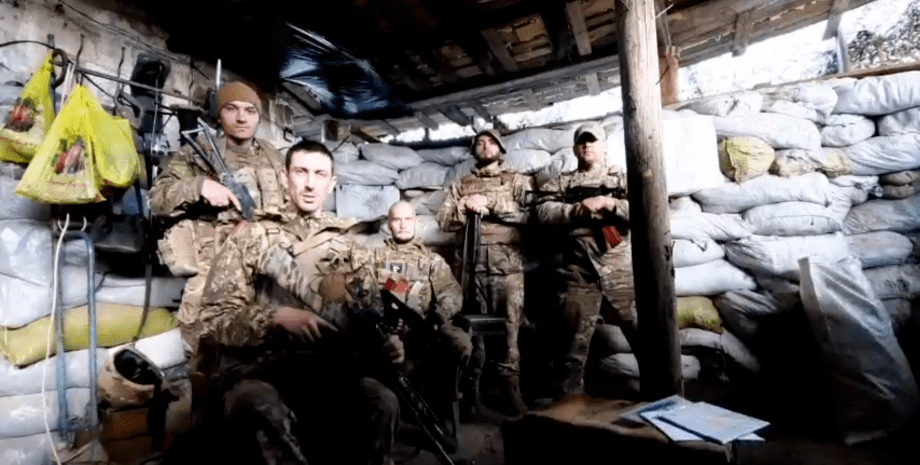"Ты перешел черту": бойцы ВСУ обратились к Киве из-за поздравления Путина (видео)
