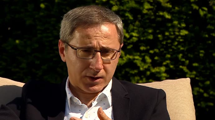 "Получай за наш народ!": в Киеве избили советника Венедиктовой