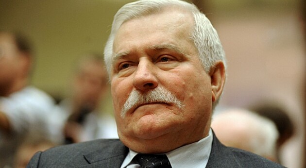 Если Путин нападет на Киев, нужно атаковать Москву – Валенса