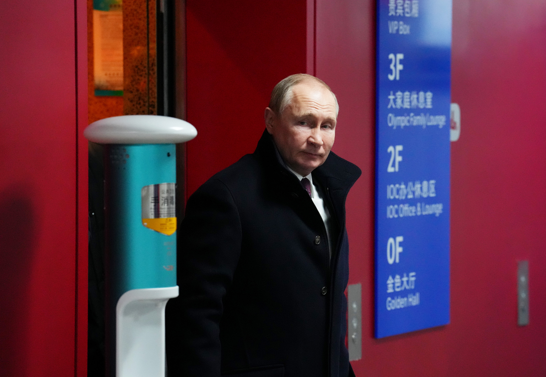 Несостоявшийся Гитлер: попытка прислониться к Китаю привела к унижению