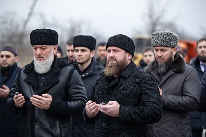 Кому в России жить хорошо: Кадыров строит исламский эмират внутри самой РФ