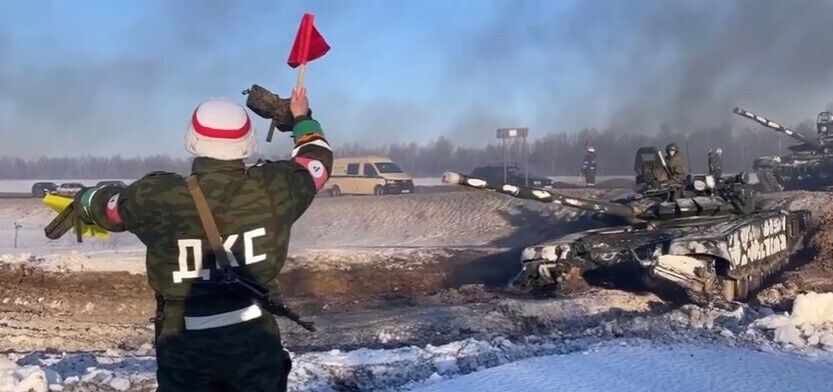 Россия начала отвод войск от границ Украины: что происходит и осталась ли угроза вторжения. Видео