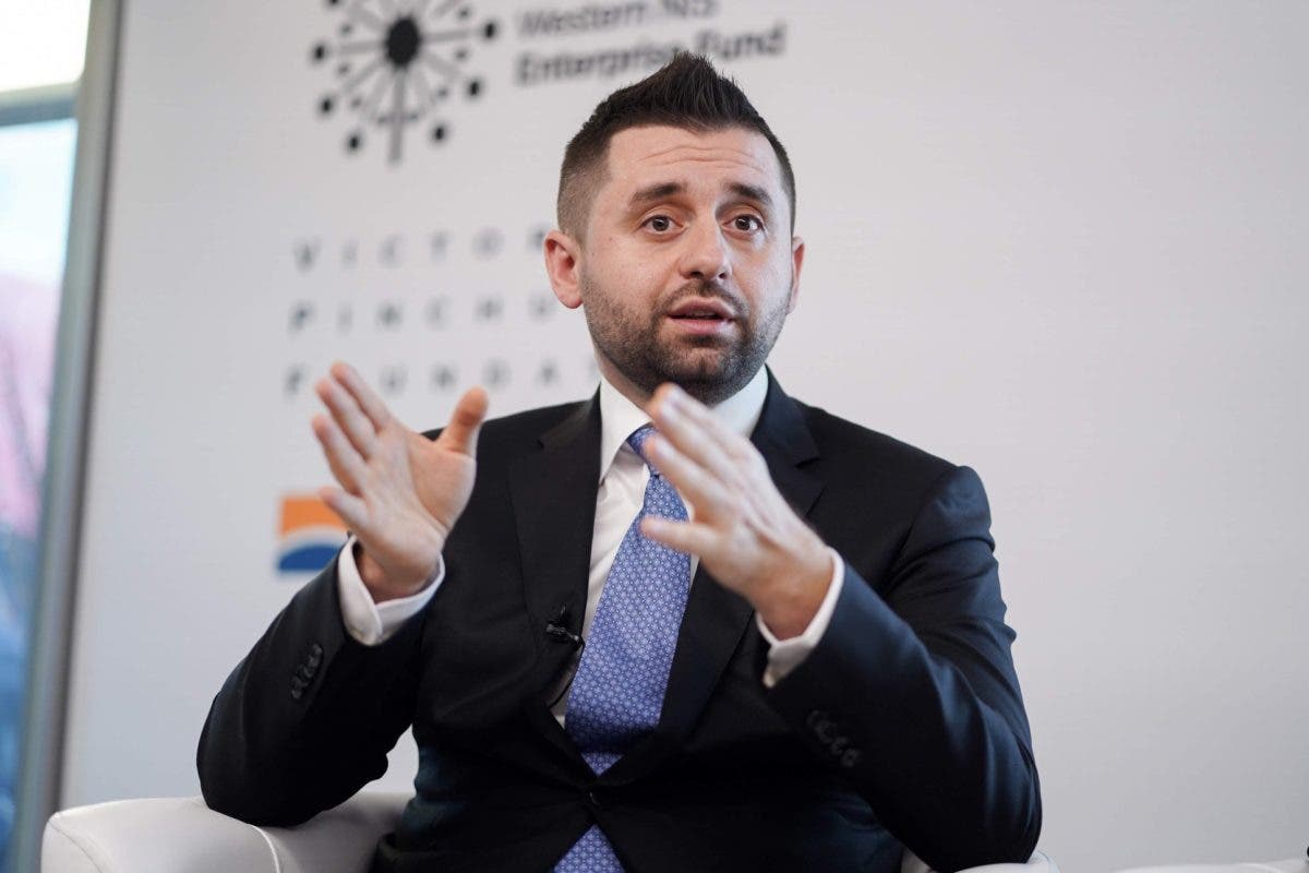 «Хуже Скабеевой и Соловьева»: Арахамия обвинил CNN, Bloomberg и WSJ в распространении фейков