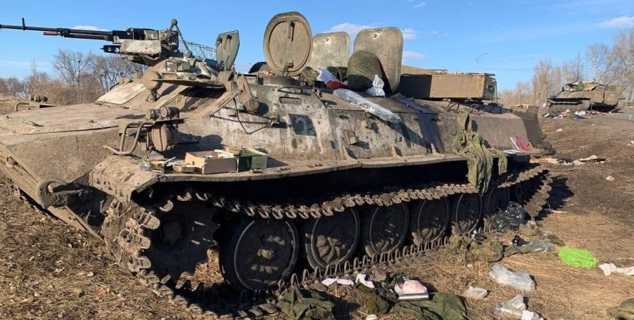 "Нас надо вытаскивать": военные перехватили переговоры разгромленных под Киевом россиян (Аудио)