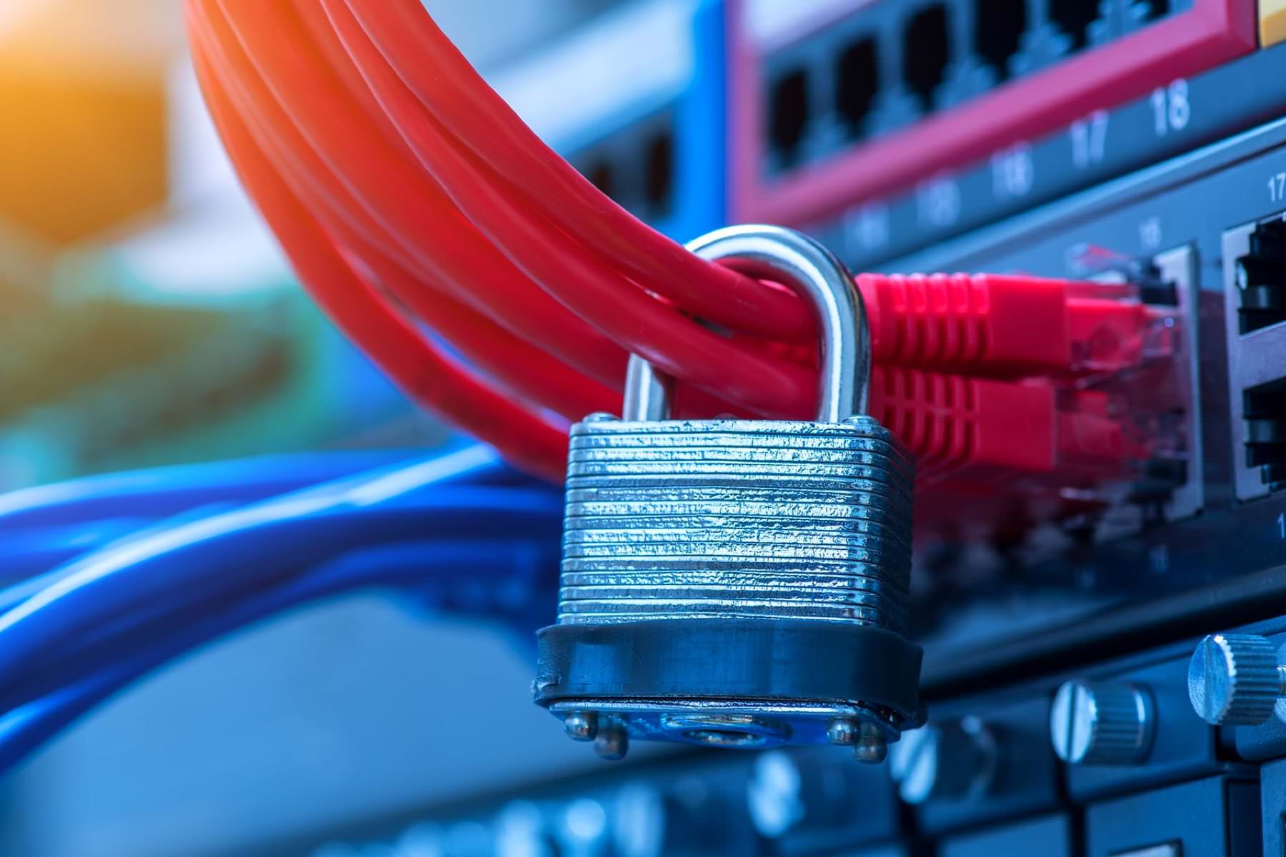 В России начали активную подготовку к отключению от мирового интернета