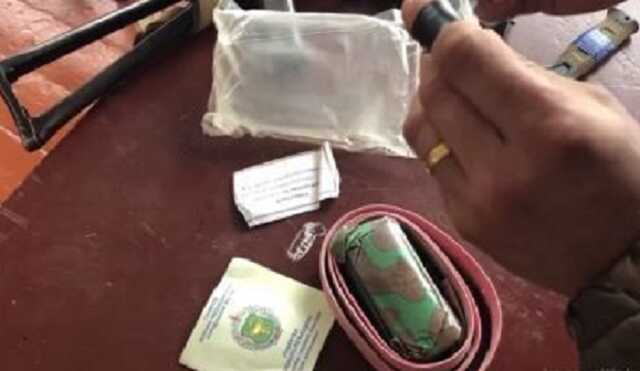 Оккупантам выдали аптечки 1983 года: украинские защитники показали, с чем Россия отправила на убой своих военных. Видео 18+