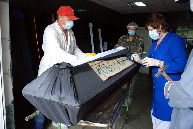 "Накормила наших здесь одна бабушка пирожками - 8 человек в цинковых гробах домой улетели", - оккупант о "гостеприимстве" украинцев, "освобожденных от фашистов". ВИДЕО