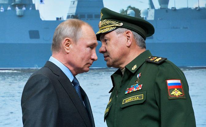 ВМЕСТО ШОЙГУ ПОКАЗАЛИ "КОНСЕРВУ". Сколько пацанов зря погибло... 30 дней, ни один город не взят... (Видео)