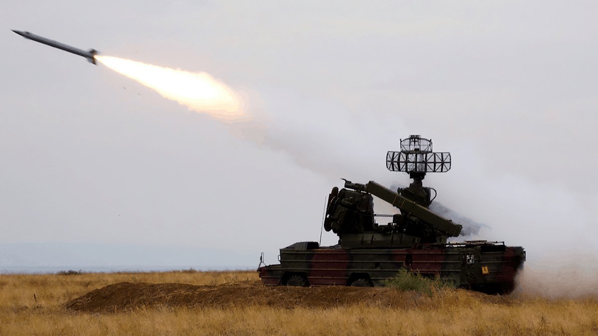 Какими ракетами Россия бьет по украинским городам и как ПВО отражает удары