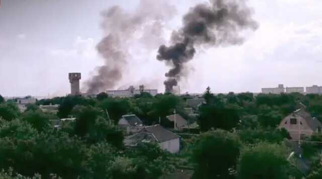 В Запорожской области украинские артиллеристы ликвидировали склад оккупантов с боеприпасами