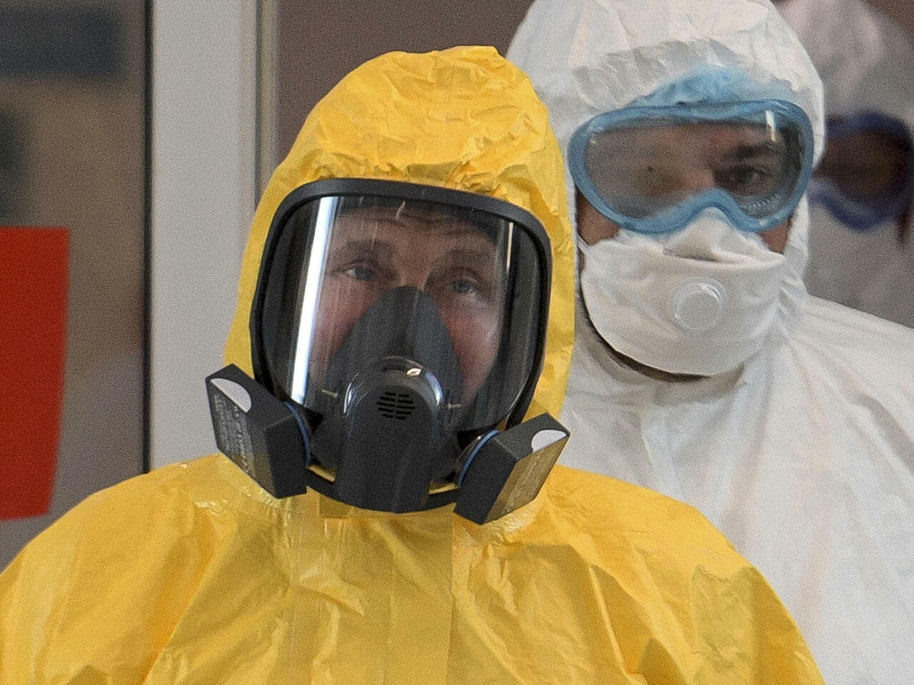 СМИ: Окружение Путина почти два года сидит в карантине и сдает многочисленные анализы