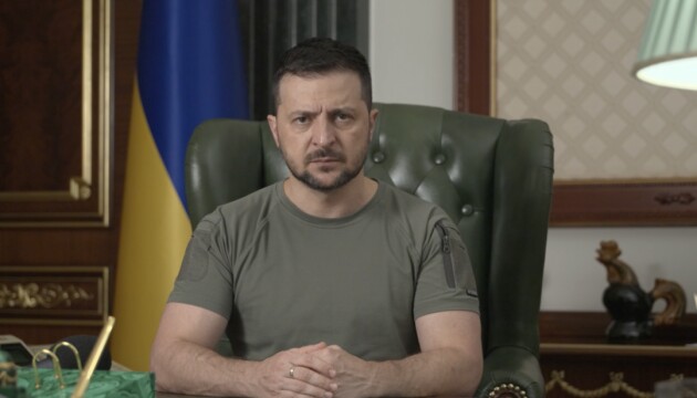 У многих столько нет и не будет. Зеленский заявил об огромных потерях РФ в технике (Видео)