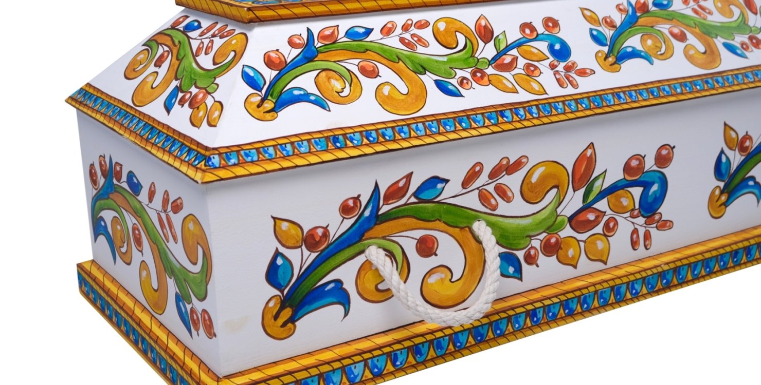 И скандируют «Пид**асы»…