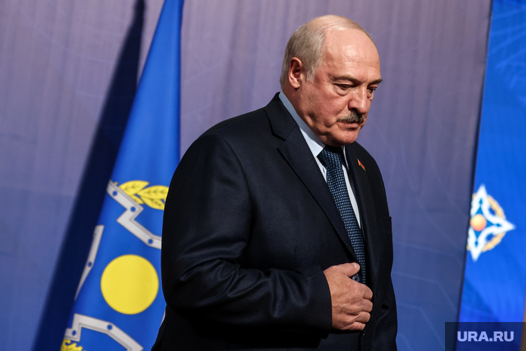 «Если рухнет Россия, то наше место под этими обломками» Лукашенко порассуждал о распаде ОДКБ