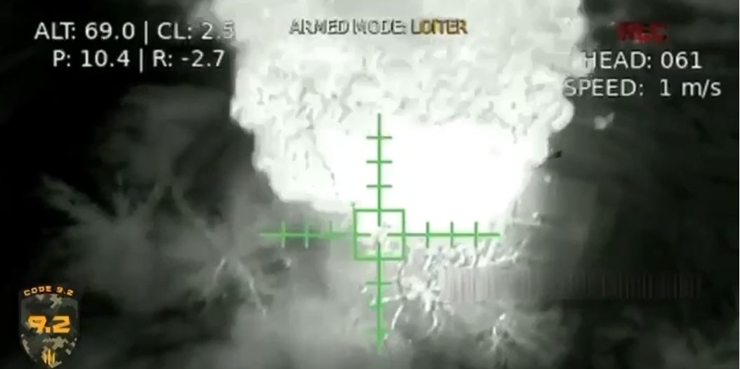 Появилось видео удара по российскому складу боеприпасов в Сватово