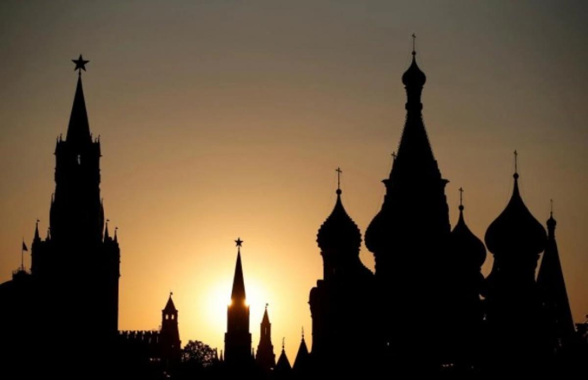 Вокруг Кремля началась решительная схватка за власть