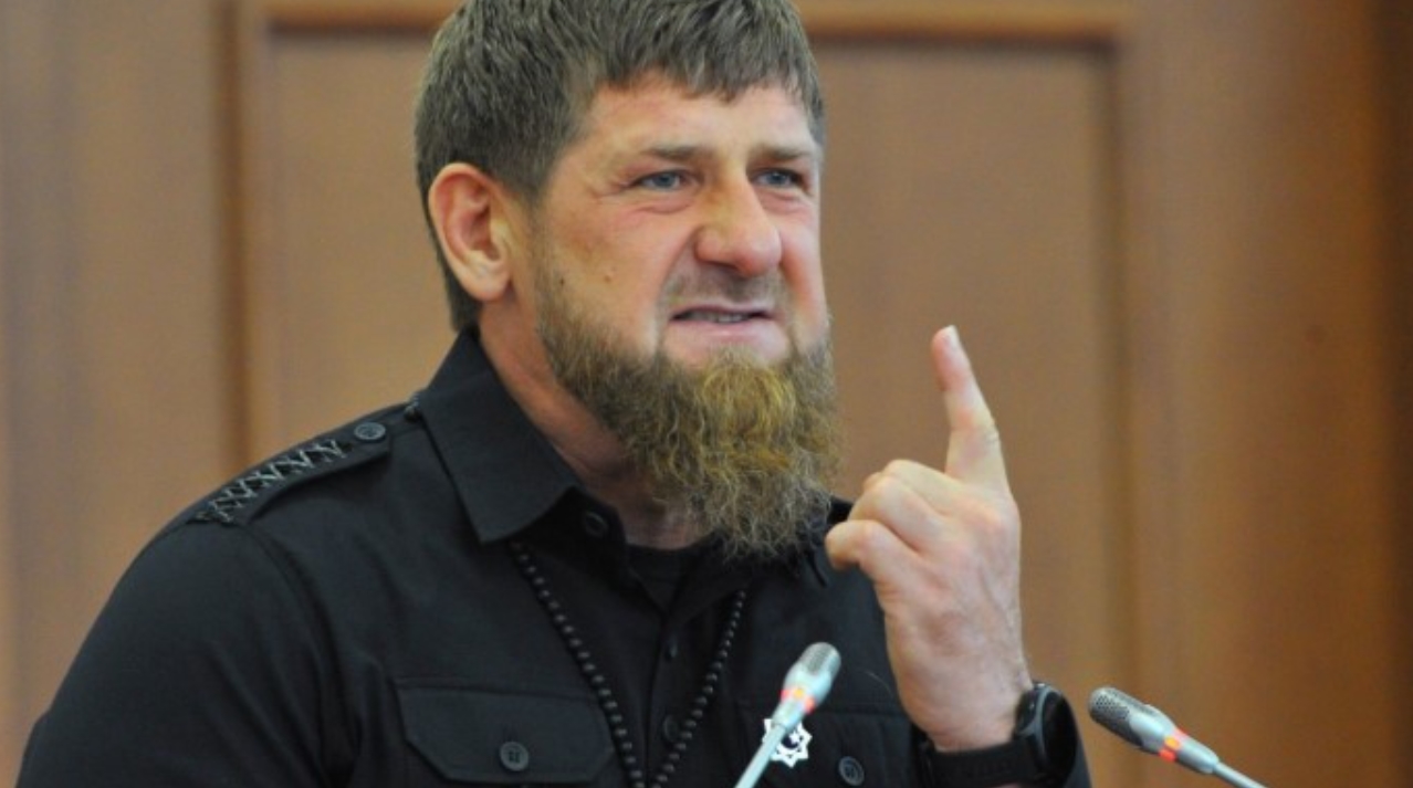 Шойгу схватил Кадырова за бороду