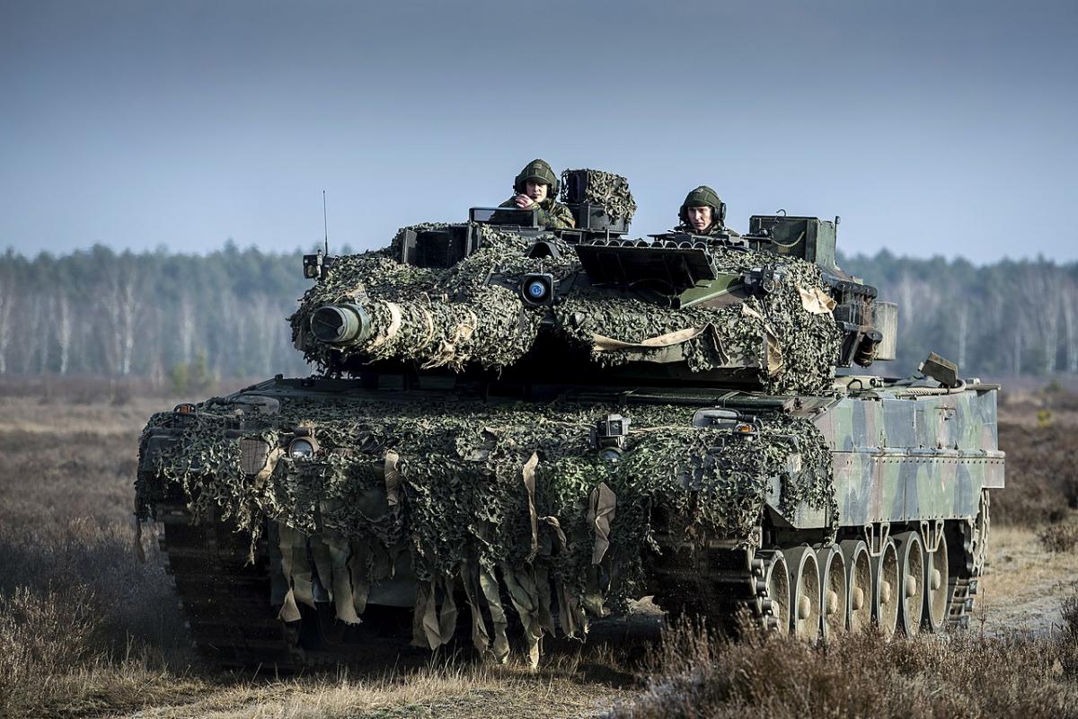 Девять стран планируют передать Украине более 150 танков Leopard - Остин