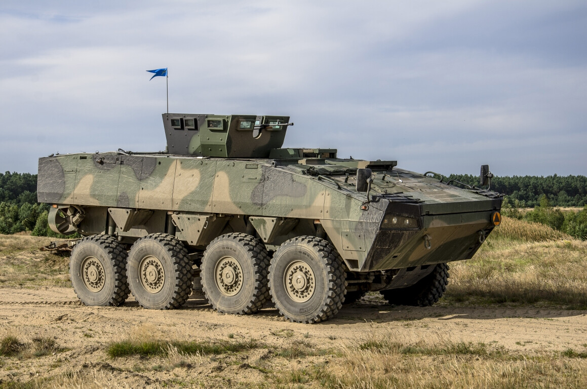 Бронетранспортеры Rosomak и не только: что получит Украина от Польши