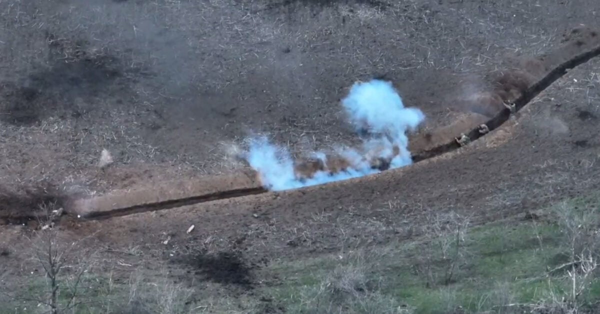 Появилось видео, как боец ВСУ уничтожил под Бахмутом 6 оккупантов за один бой