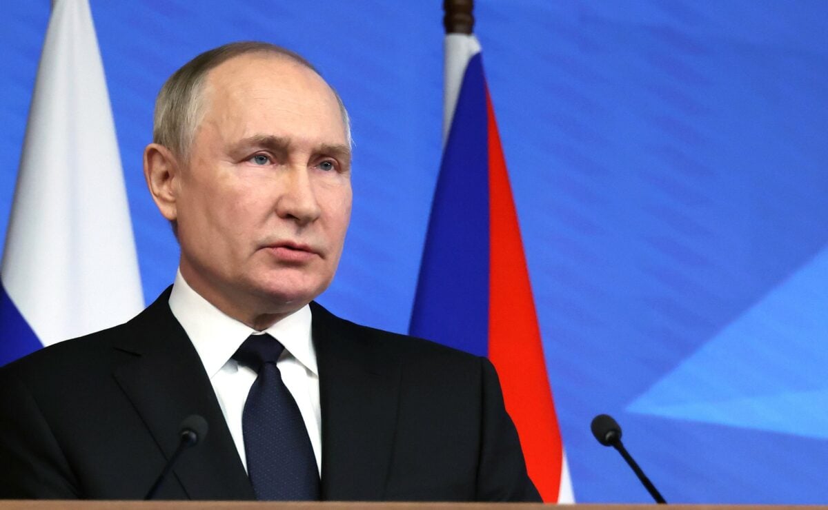 Путин дважды за минуту соврал, говоря о поставке Украине кассетных боеприпасов