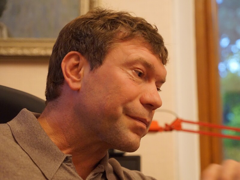 На Царева совершено покушение в Крыму. Он в тяжелом состоянии