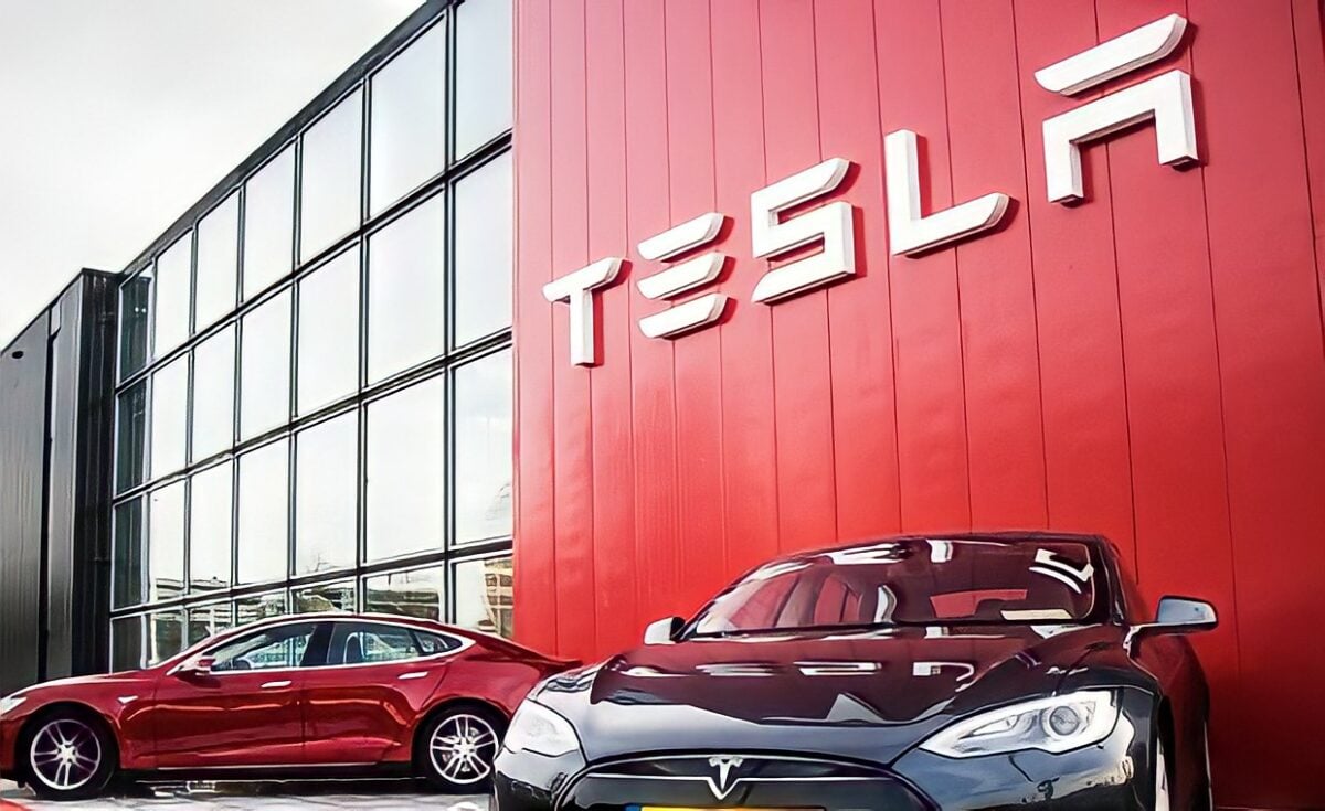СМИ: Tesla хочет продавать произведенные в Германии автомобили за 25 тысяч евро