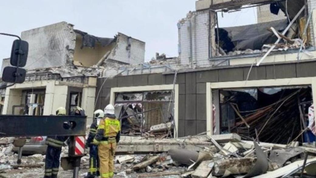 Жители Лисичанска узнали, кто в ресторане отмечал юбилей во время ракетного удара: "депутаты, комендатура и прокуратура"