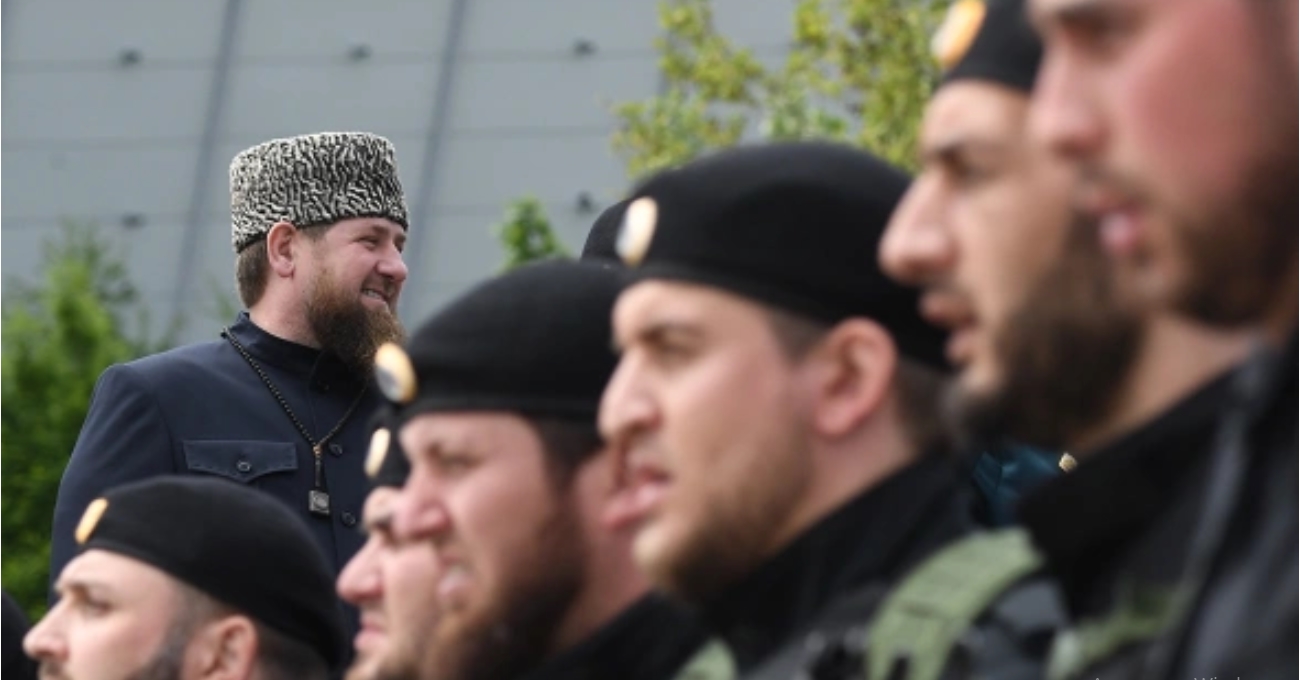 "Росгвардия - ху*рдия, машины поугоняли, все гаражи вскрыли" - россияне размародерили россиян - перехват ГУР