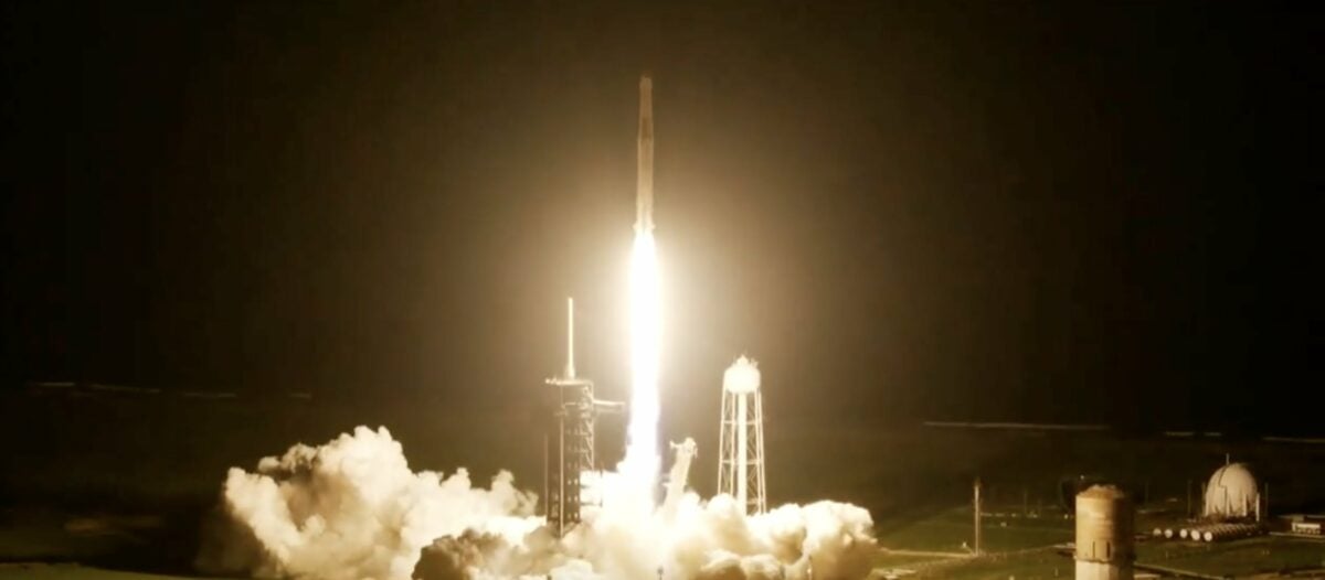 SpaceX запустила историческую миссию Polaris Dawn