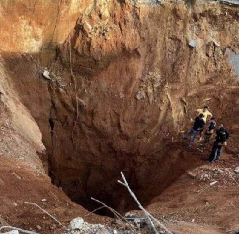 В сети показали результаты удара ЦАХАЛа по бункеру лидера Хезболлы в Ливане