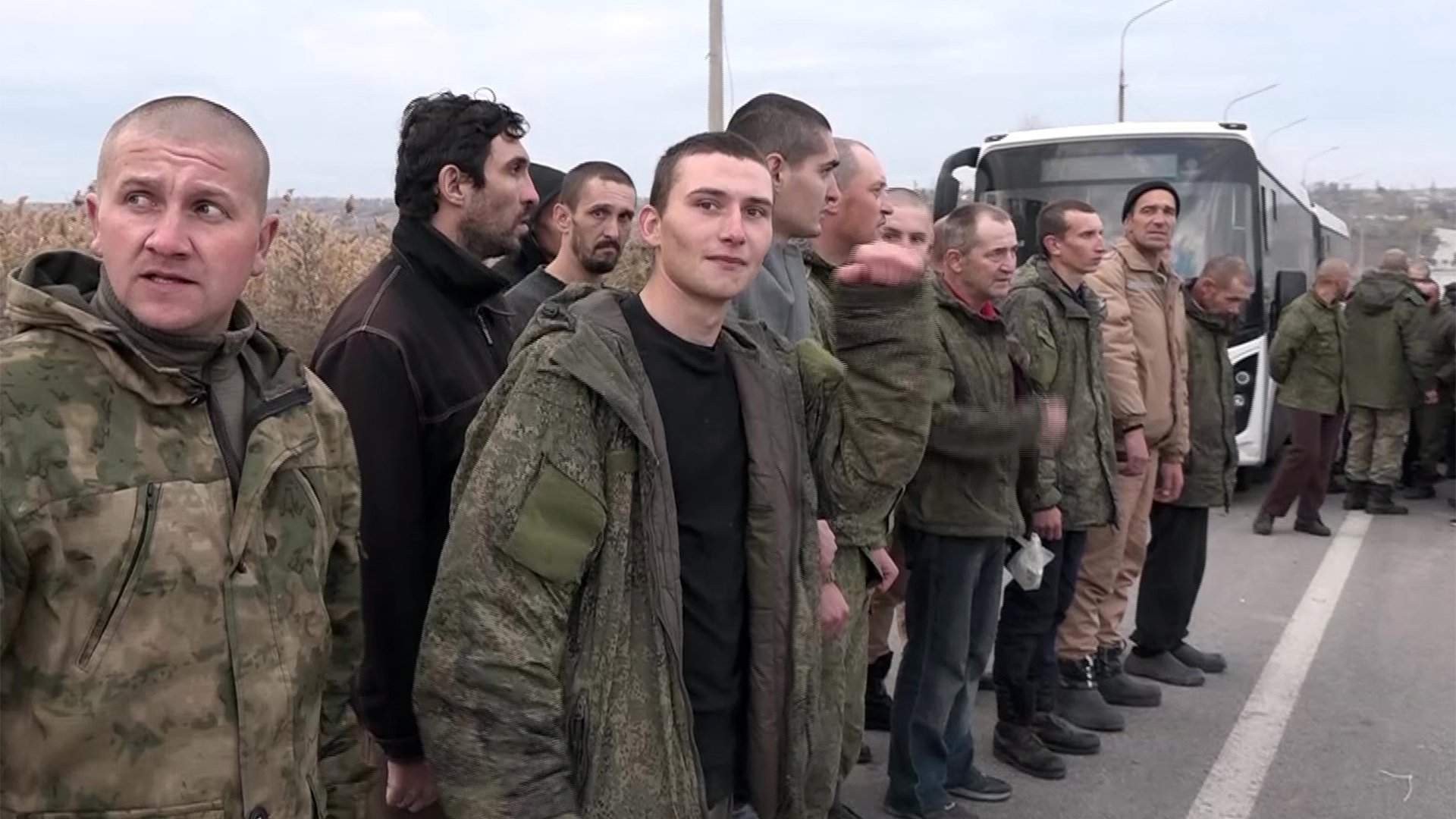 Что в голове у "русских" идущих на смерть ради прихотей администрации концлагеря "Россия"?