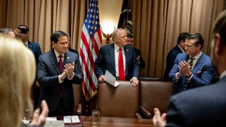 Это гениальный ход: Трамп заявил, что Зеленский вынужден будет принять его условия