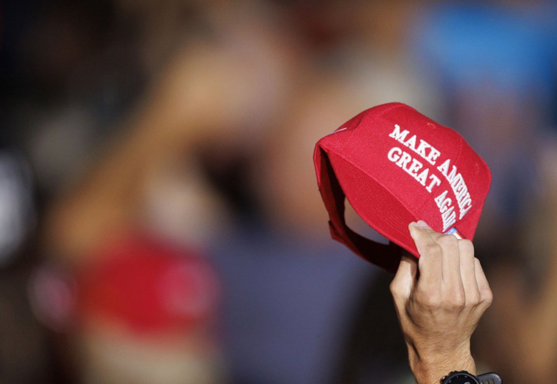Настоящий конфликт не между Трампом и Зеленским. Он между MAGA и украинцами