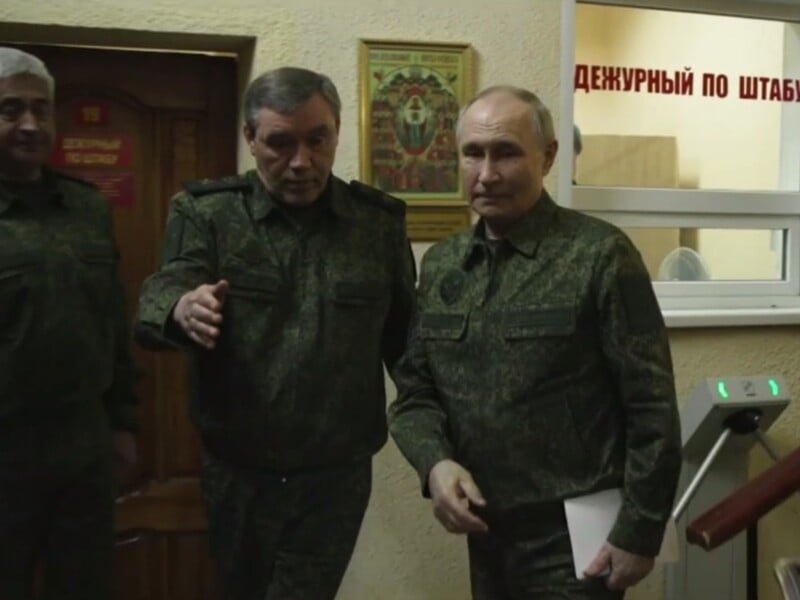 "Решил угрожать". В СНБО Украины прокомментировали визит Путина в Курскую область