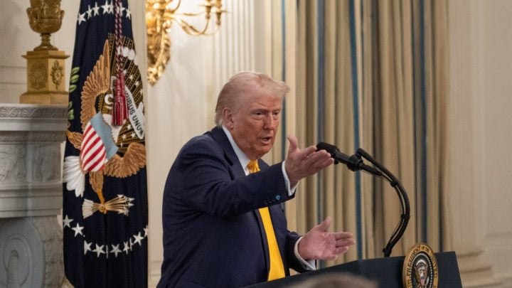 Трамп: Весь мир обдирает нас!