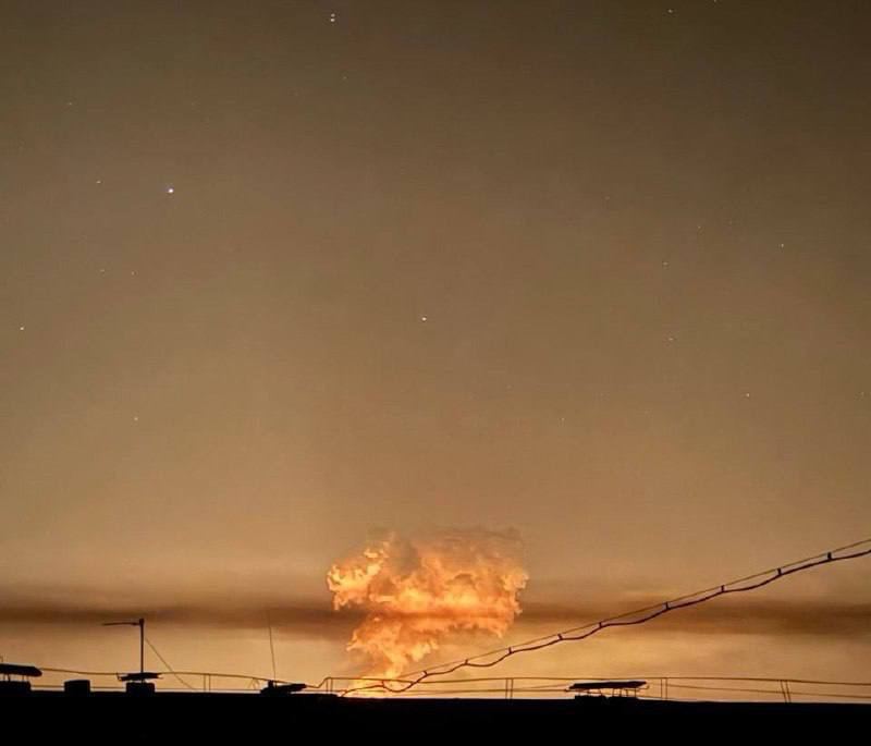 Горит газоизмерительная станция "Суджа": огонь виден за десятки километров, - росСМИ (видео)