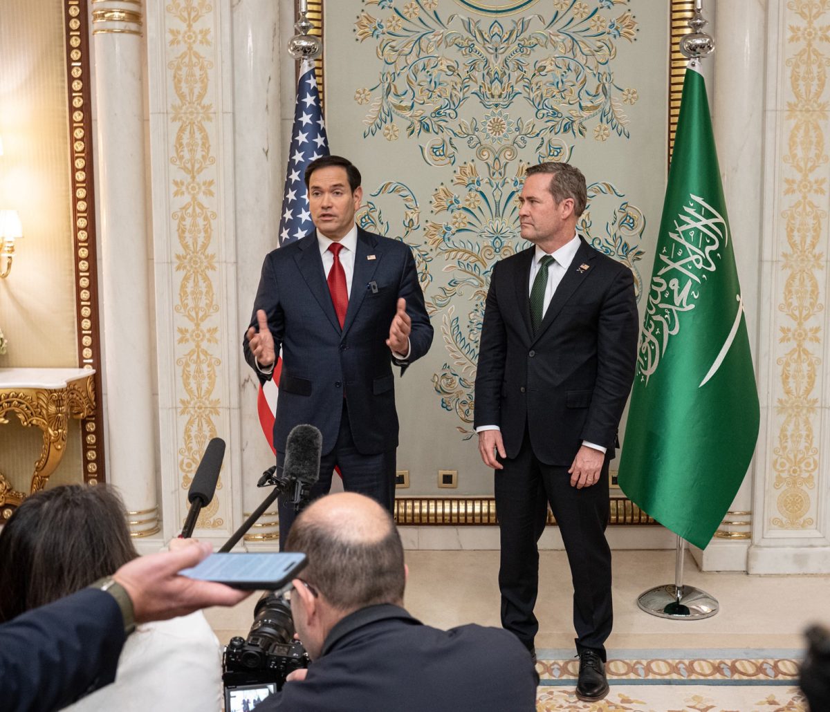 WSJ: Уолц и его сотрудники использовали Gmail для правительственных коммуникаций