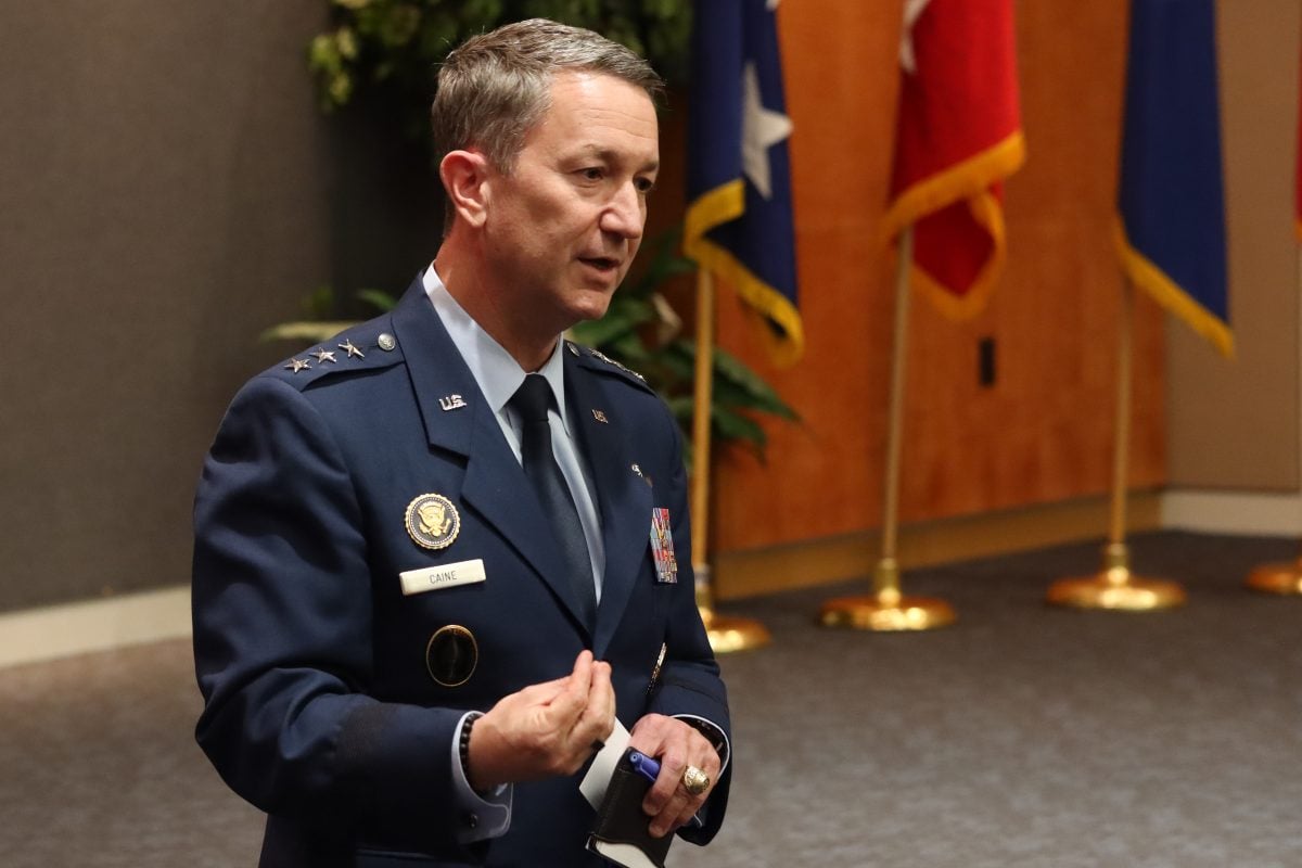 Номинант Трампа на должность топ-генерала США поддерживает дальнейшую помощь Украине