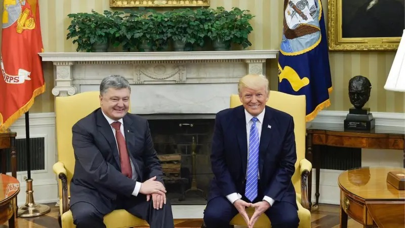 Порошенко заявил, что Трамп спрашивал у него: «Чей Крым?»