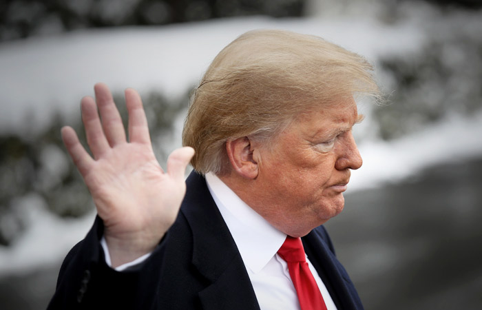 Побег президента США: Трамп хочет умыть руки