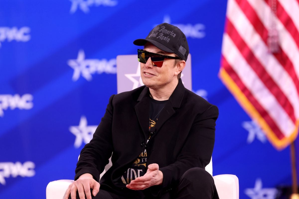 СМИ: Маск и Бессент подрались в Белом доме на глазах у Трампа