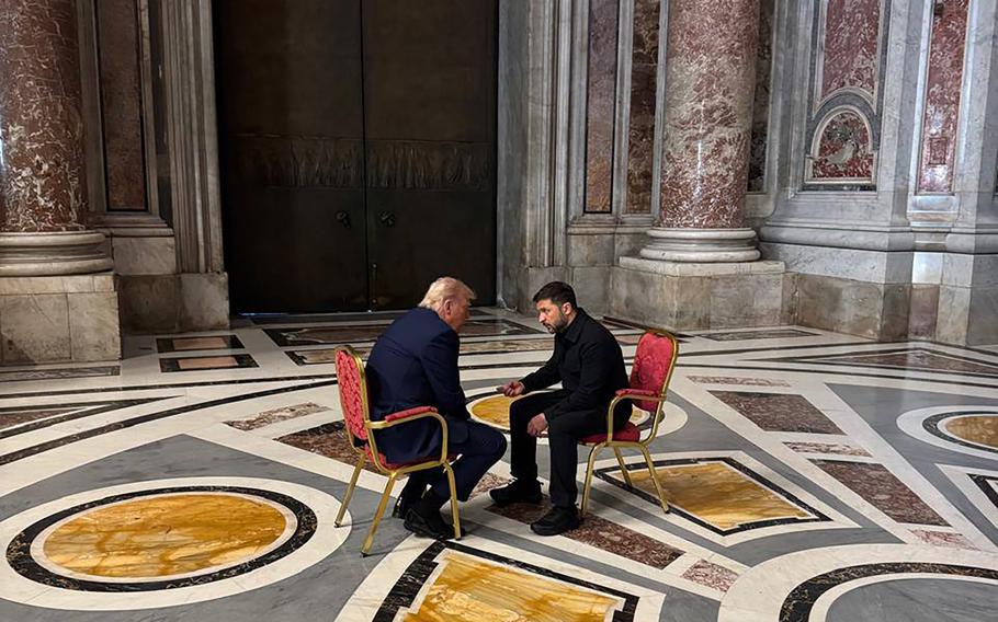 Зеленский встретился с Трампом в Риме