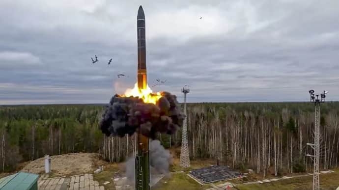 Зеленский поручил максимально ускорить создание баллистики: "Это эффективная гарантия"