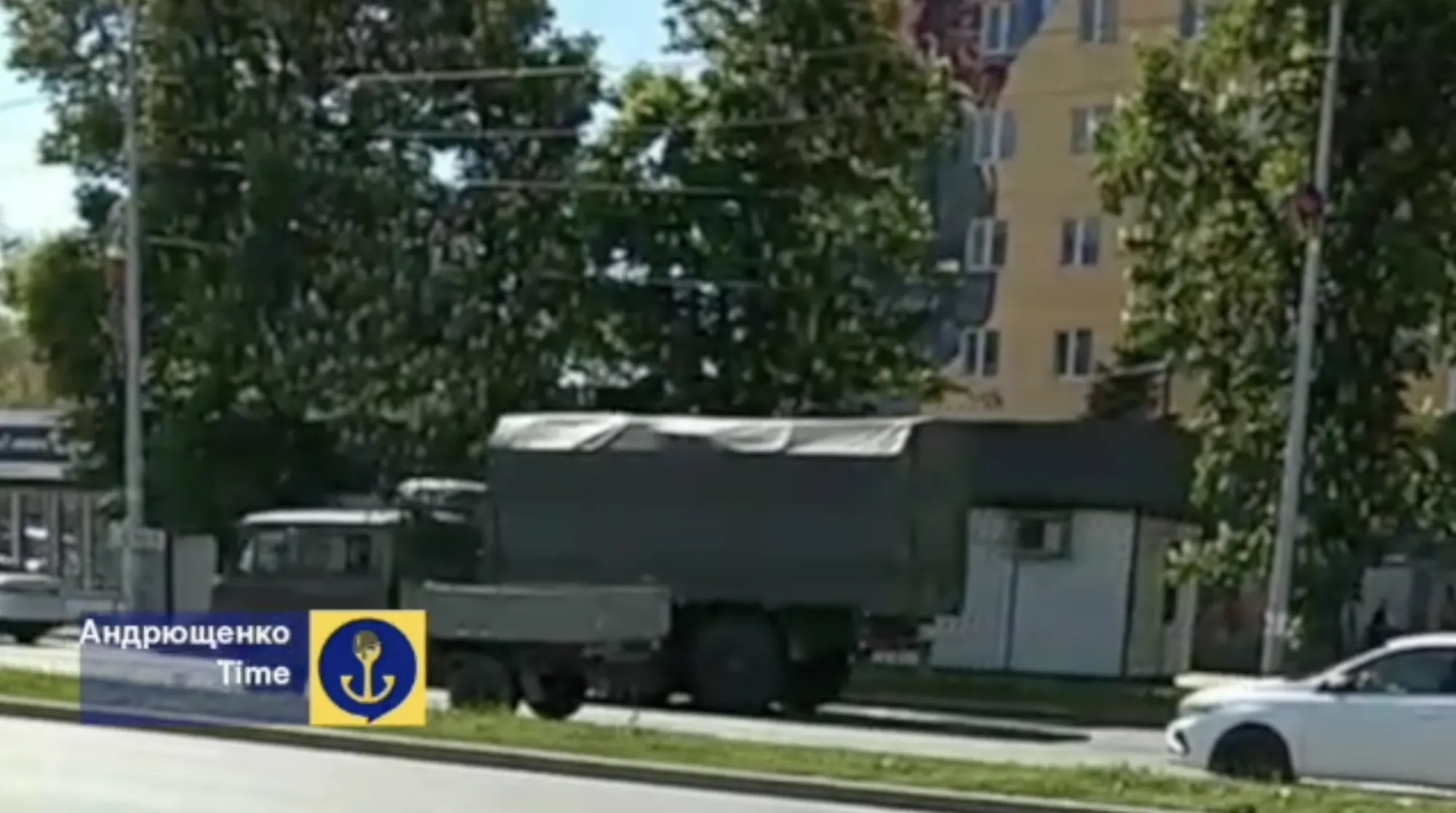 Оккупанты перебросили в Мариуполь подразделения Росгвардии, ОМОНа и военной полиции: чего боится враг