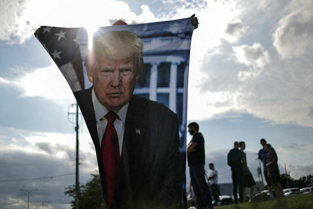 Почему Трамп пригрозил санкциями против стран, которые помогают Украине