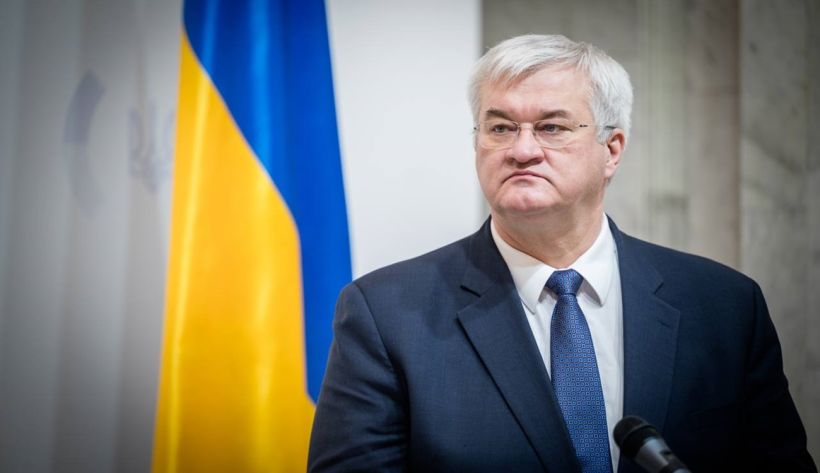 Сибига ответил "в венгерском стиле" Сийярто, который расценил слова Зеленского о дружбе как "грубую угрозу"