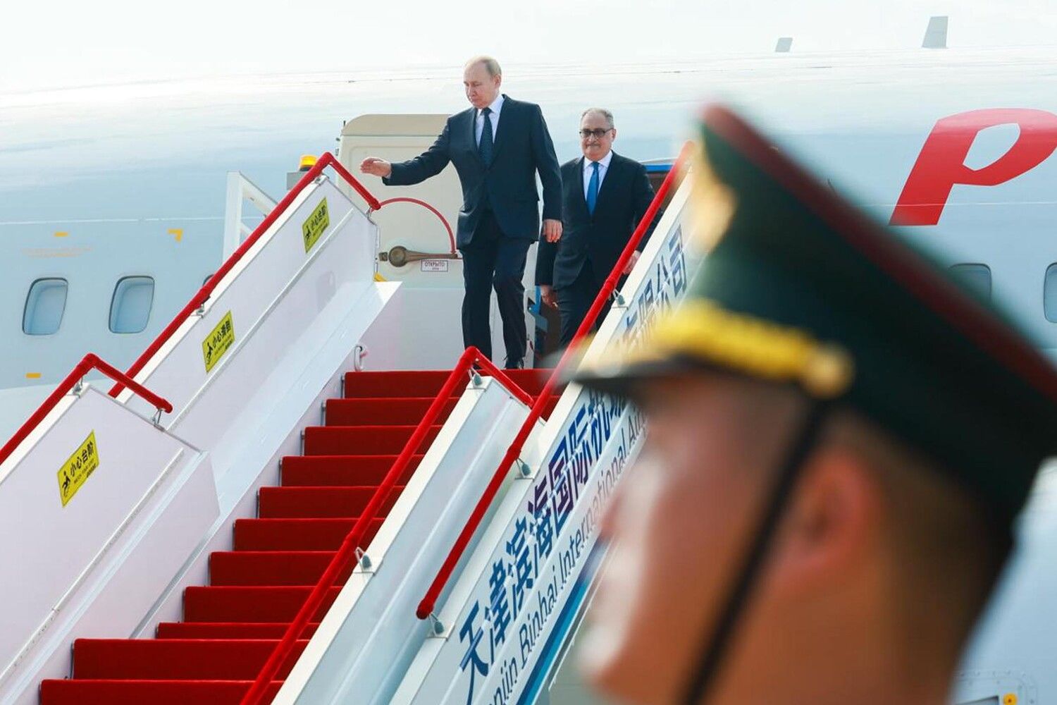 Азербайджанские СМИ высмеяли встречу Путина в Китае (Видео)
