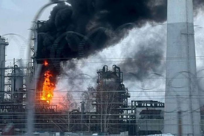 Зеленский поблагодарил воинов за удары по российской нефтяной инфраструктуре