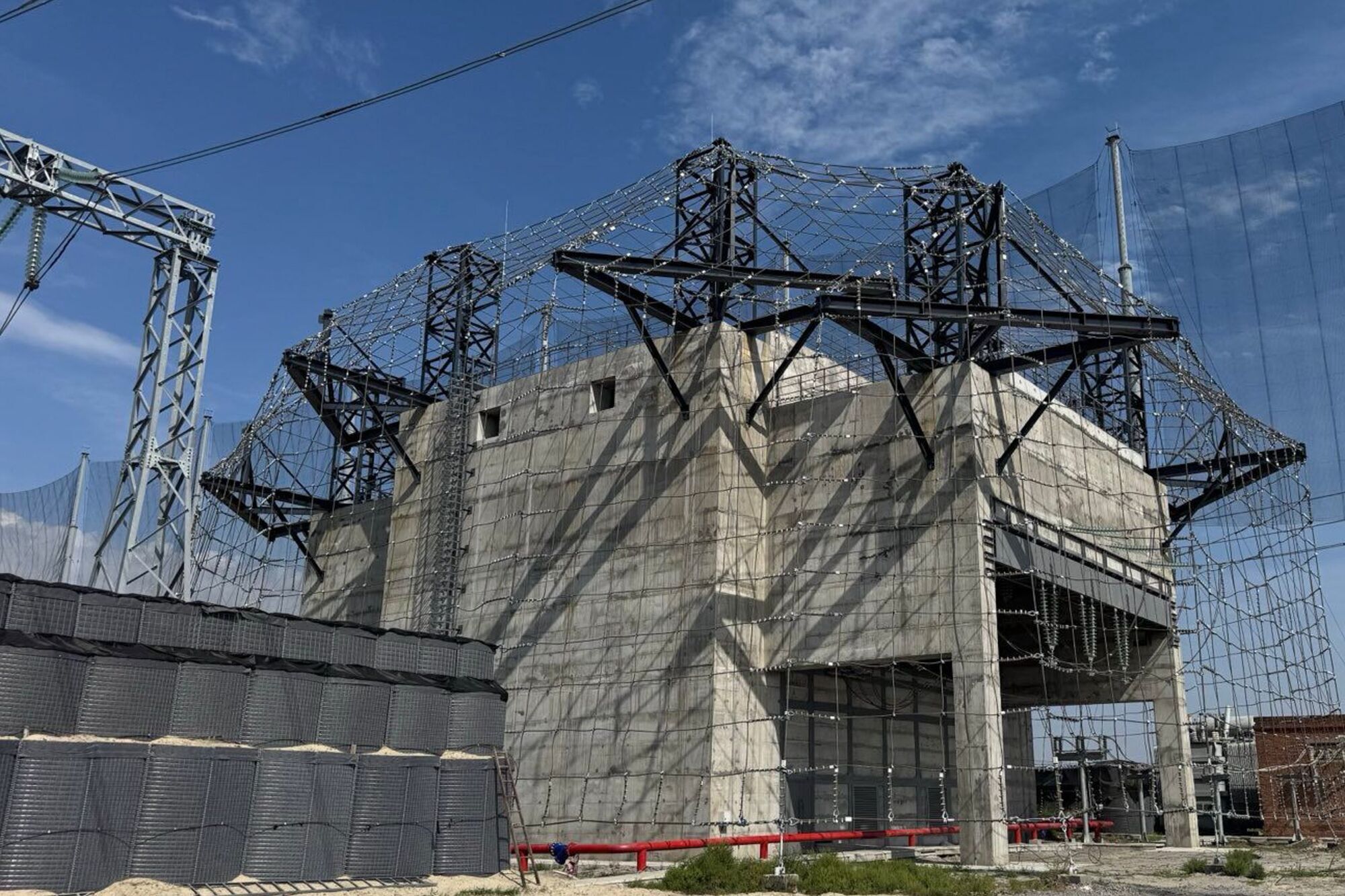 По 15 "Шахедов" в одну точку: как изменилась тактика вражеских ударов по энергетике Украины